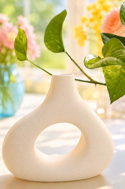 Modern Hollow Decorative Vase